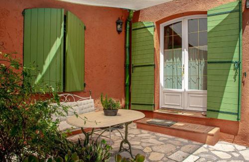 Le Rouret Bed & Breakfast | Le Clos des Oliviers 188 chemin du Hameau des Bourges 06650 Le Rouret