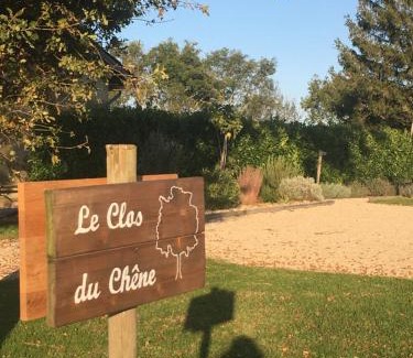 Saint-Trivier-sur-Moignans House | Le clos du chêne - Chambres dans maison Bressane à Saint Trivier sur Moignans