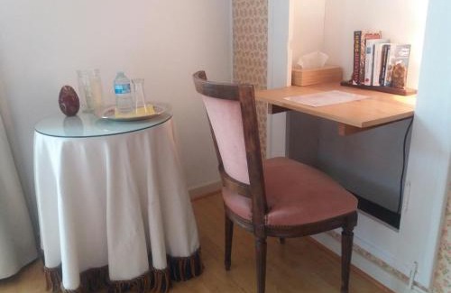 Brenod Bed & Breakfast | Le Clos Marie