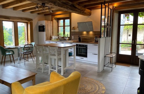Entraygues-sur-Truyere House | Le Clos Saint Georges