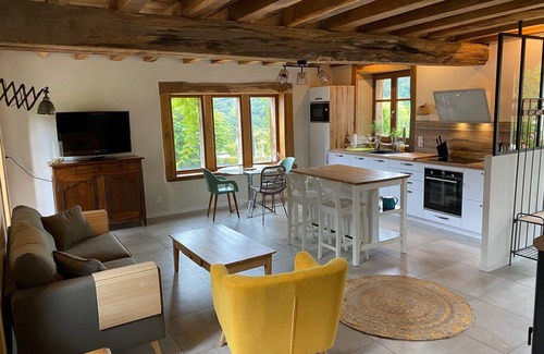 Entraygues-sur-Truyere House | Le Clos Saint Georges