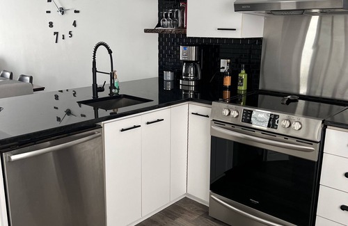 Magog House | Le Club Azur Family Retreat