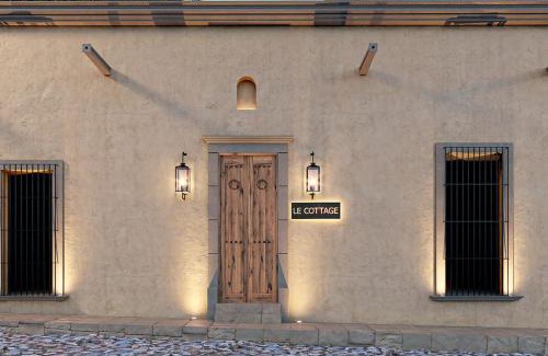 Zona Centro Apartment | Le Cottage San Miguel de Allende, Modern Luxury in Centro with Pool & Jacuzzi