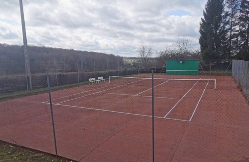 Fauguernon House | Le Domaine aux Lions: Superbe Propriété Normande 12 ch Avec Piscine et Tennis