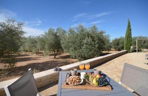 Jouques Bed & Breakfast | Le domaine de Villemus chambre d'hote