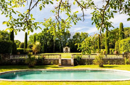Saint-Quentin-la-Poterie House | Le domaine des Oréades
