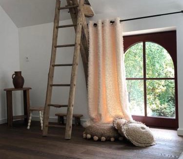 Sainte-Sabine-sur-Longeve House | LE DOMAINE DU PETIT TERTRE - SPA EN EXTERIEUR