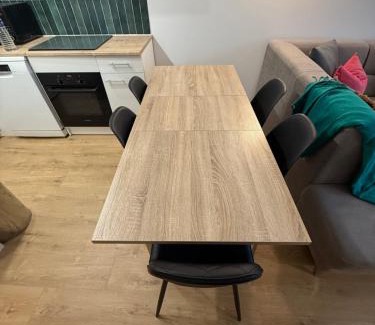 Villeneuve-la-Garenne Apartment | Le Fancy - 6 pers, proche Stade, centre commercial