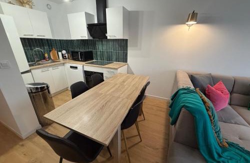 Villeneuve-la-Garenne Apartment | Le Fancy - 6 pers, proche Stade, centre commercial