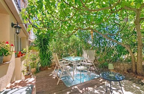 Saint-Cezaire-sur-Siagne Apartment | Le Figuier de Saint Cé Jardinet Terrasse Vue