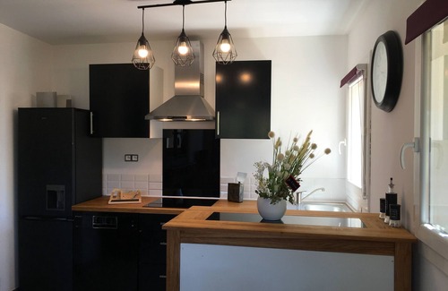 La Couronne Apartment | Le Figuier - just a 15-minute walk from Verdon beach