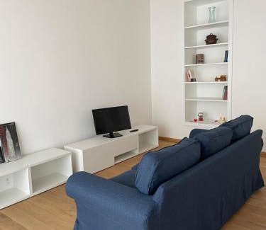 Biella Apartment | Le finestre sul cortile Biella