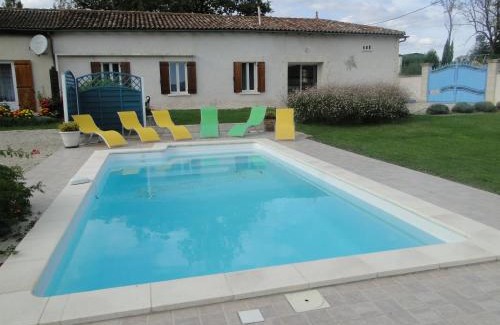 Boresse-et-Martron House | Le gite du gueurlet