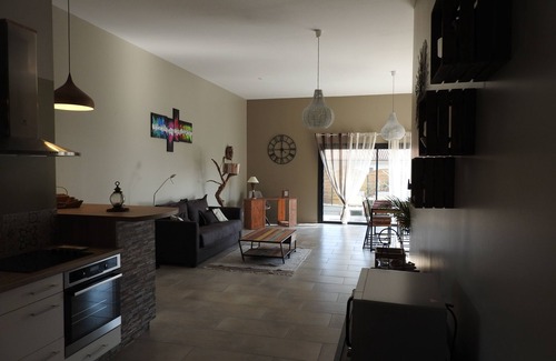 Nyons House | Le Grand Pin . beautiful contemporary house for rent in Nyons