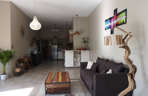 Nyons House | Le Grand Pin . beautiful contemporary house for rent in Nyons