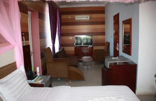 Musoma Hotel | Le GRAND VICTORIA HOTEL