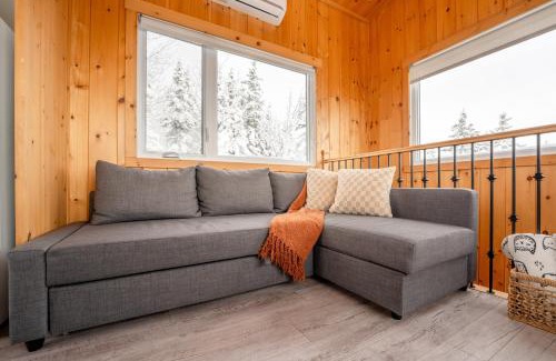 Lac Beauport Ski Chalet | Le Hélios - MicroChalet au Maelstrom