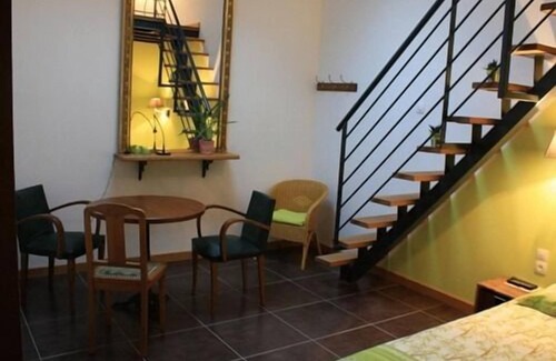 Brulange Bed & Breakfast | Le Jardin de Norah