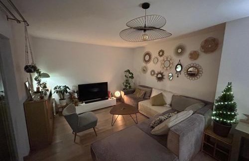 Kable Apartment | Le Joli Adèle proche Gare avec Terrasse et Parking