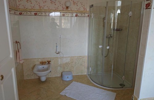 Genolier House | Le Lierre B&B