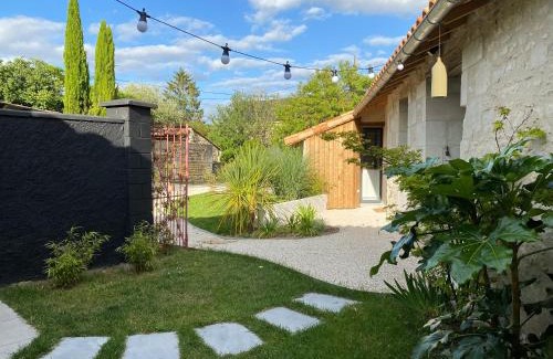 Vendeuvre-du-Poitou House | Le Lodge du Chêne -SPA, proche Futuroscope
