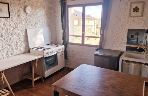 Puisserguier Apartment | Le logis des vendangeurs, between Saint Chinian and the sea
