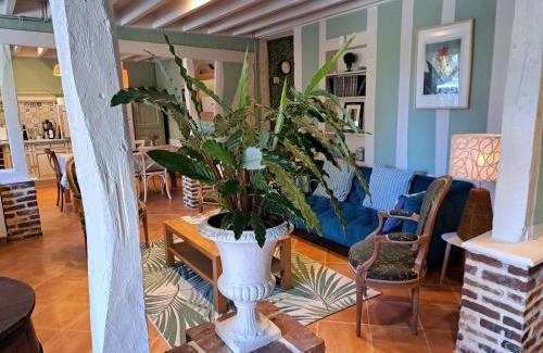 Thierville Bed & Breakfast | Le Logis Fleurs et jardins de Pitry