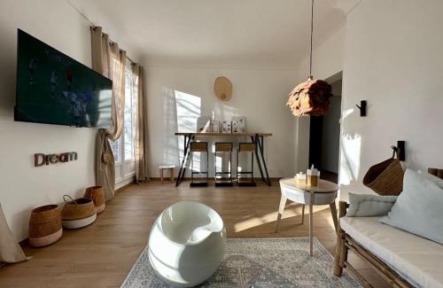 Cadereau Apartment | Le LUTZ