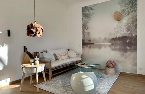 Cadereau Apartment | Le LUTZ