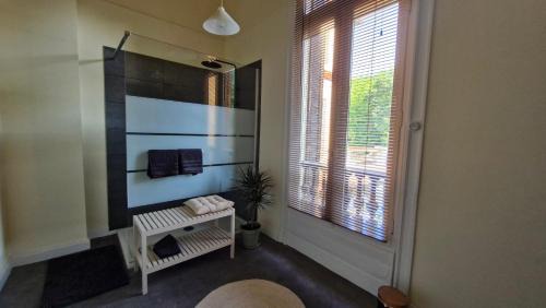 Valreas Bed & Breakfast | Le Manoir de la Belle Endormie
