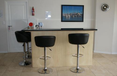 Port Owen Bed & Breakfast | Le Marina B&B