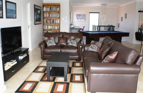 Port Owen Bed & Breakfast | Le Marina B&B