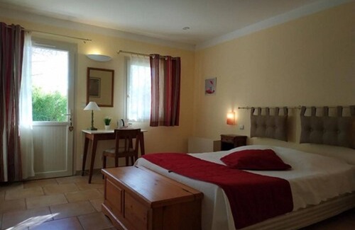 Moustiers-Sainte-Marie Bed & Breakfast | Le Mas du Loup