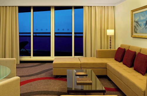 Al Aqah Hotel | Le Meridien Al Aqah Beach Resort