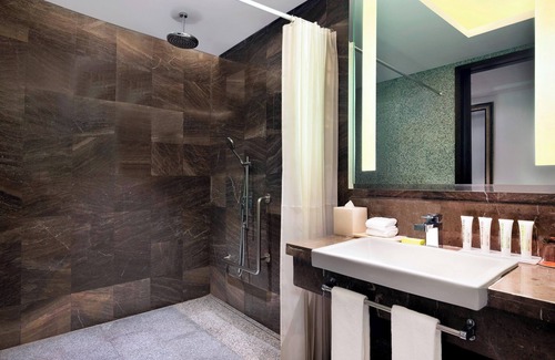 Dhaka Resort | Le Meridien Dhaka