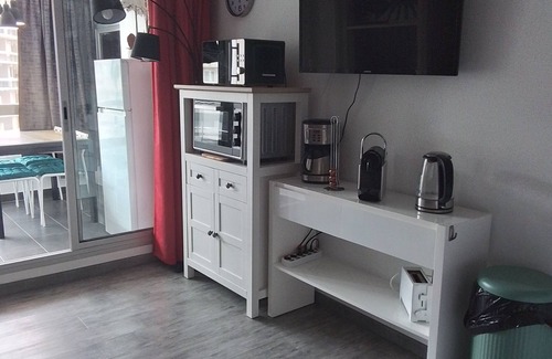 Saint-Nazaire Apartment | Le Miroir -Appt 4 pers Clim, Parking, Beach