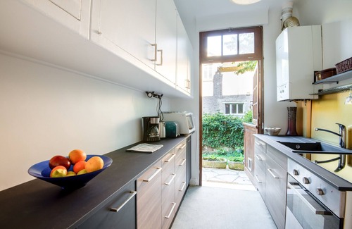 Chaville Apartment | Le Monarque - Appartement avec jardin