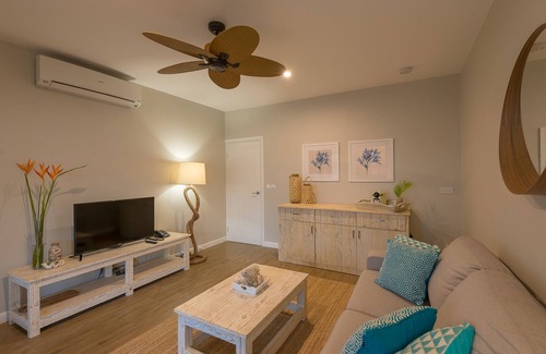 La Passe Hotel | Le Nautique - Luxury Waterfront Hotel