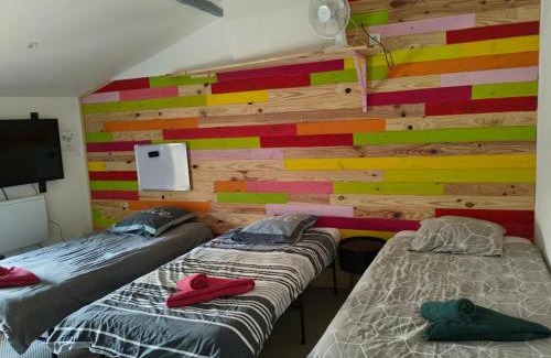 Remoulins Apartment | LE NID Appt 2 chambres Proche Pont du Gard