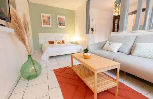Evreux Apartment | Le Panama - 5 min du centre, 500m2 de jardin