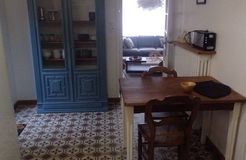 La Haye-Pesnel House | Le patio d'Helxine, town house with patio, shops, 15 minutes from the coast