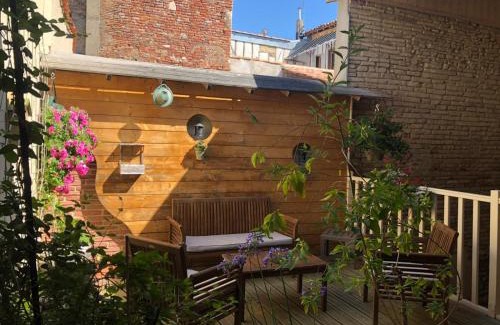 Gimont Bed & Breakfast | le patio de l'oustal