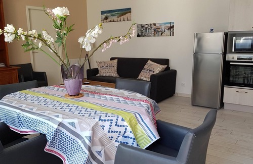 Andernos-les-Bains House | Le Patio Saint Georges 3 single-storey town house 55m² Andernos Centre