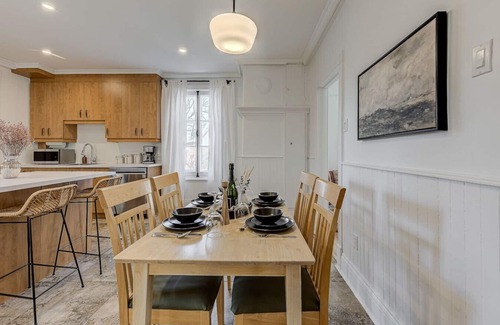 Quartier 5-4 Apartment | Le Patrimonial-Two bedrooms