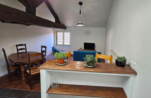 Charlieu Apartment | Le Petit Grenette