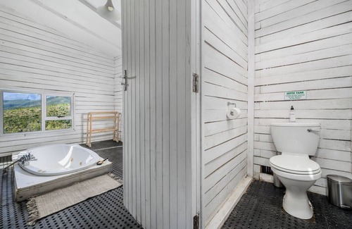 Schoemanshoek House | Le Petit Karoo
