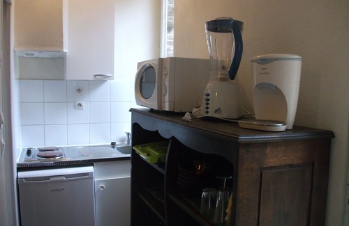 Beaumont-de-Lomagne Apartment | Le PETIT Nid, gîte for two !