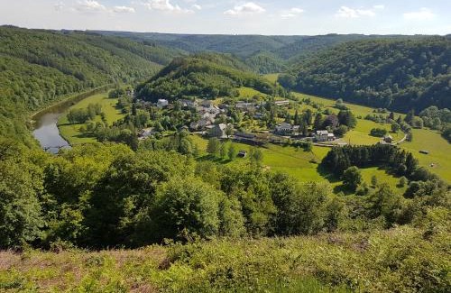 Rochehaut Ski Chalet | Le petit Wachipré