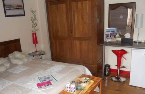 Menesplet House | Le Puits des Lucques Chambres d'Hotes