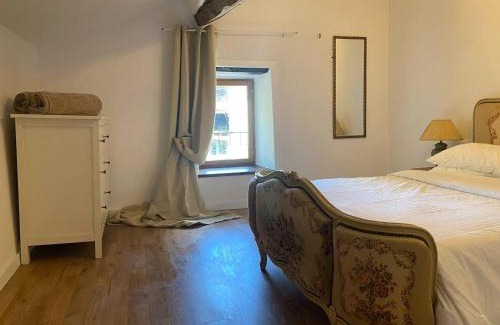 Oradour-sur-Vayres House | Le Puy Chevalier - Apple Barn Cottage